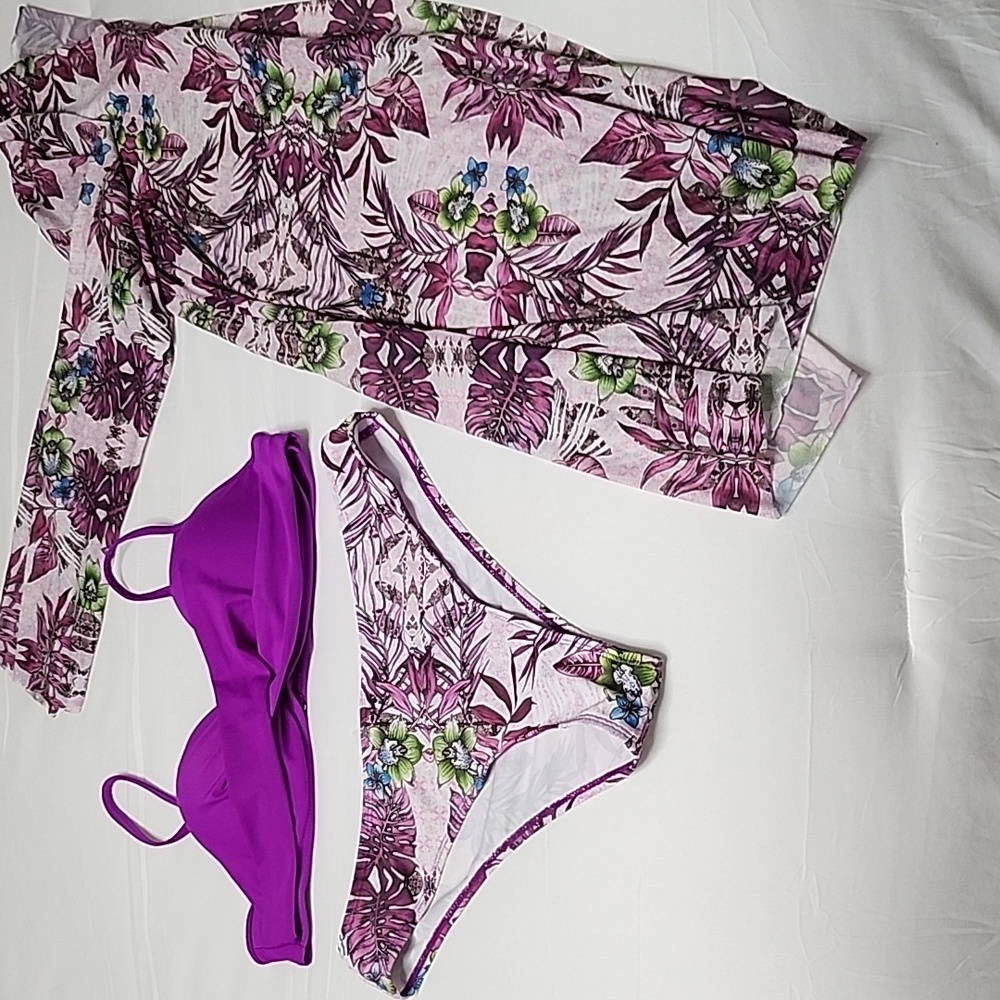Bikini 👙 with matching cover up